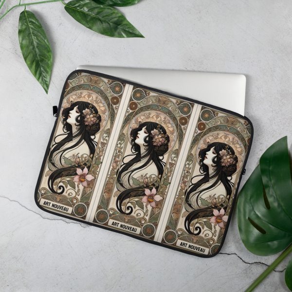 Nouveau Belle Laptop Sleeve