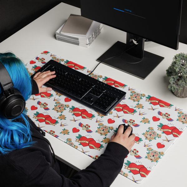 Rock and Love Gaming Mouse Pad