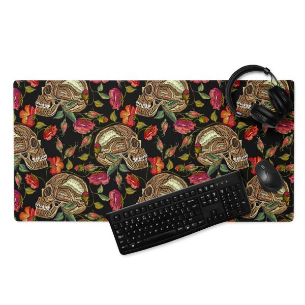 Skull Garden Elegance Gaming Mouse Pad